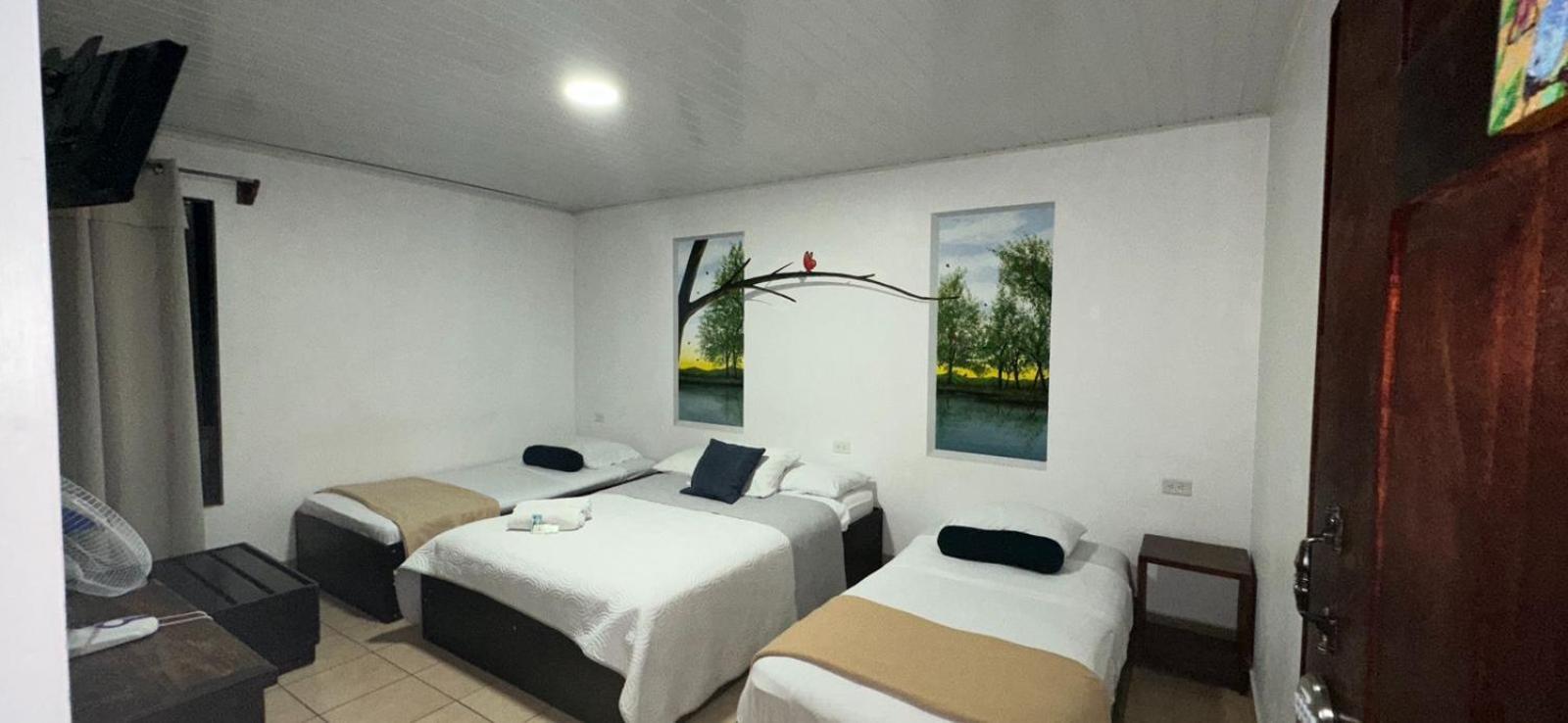 Hotel Pacande B&B Alajuela Екстериор снимка